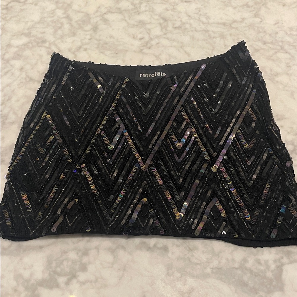 NWOT Retrofete Black and Silver Sequin Mini Skirt